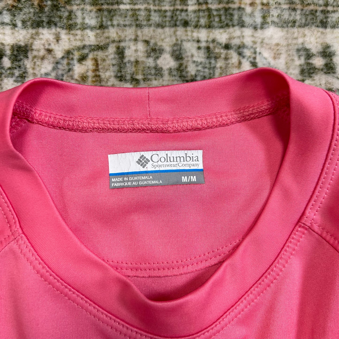 Columbia medium performance shirt