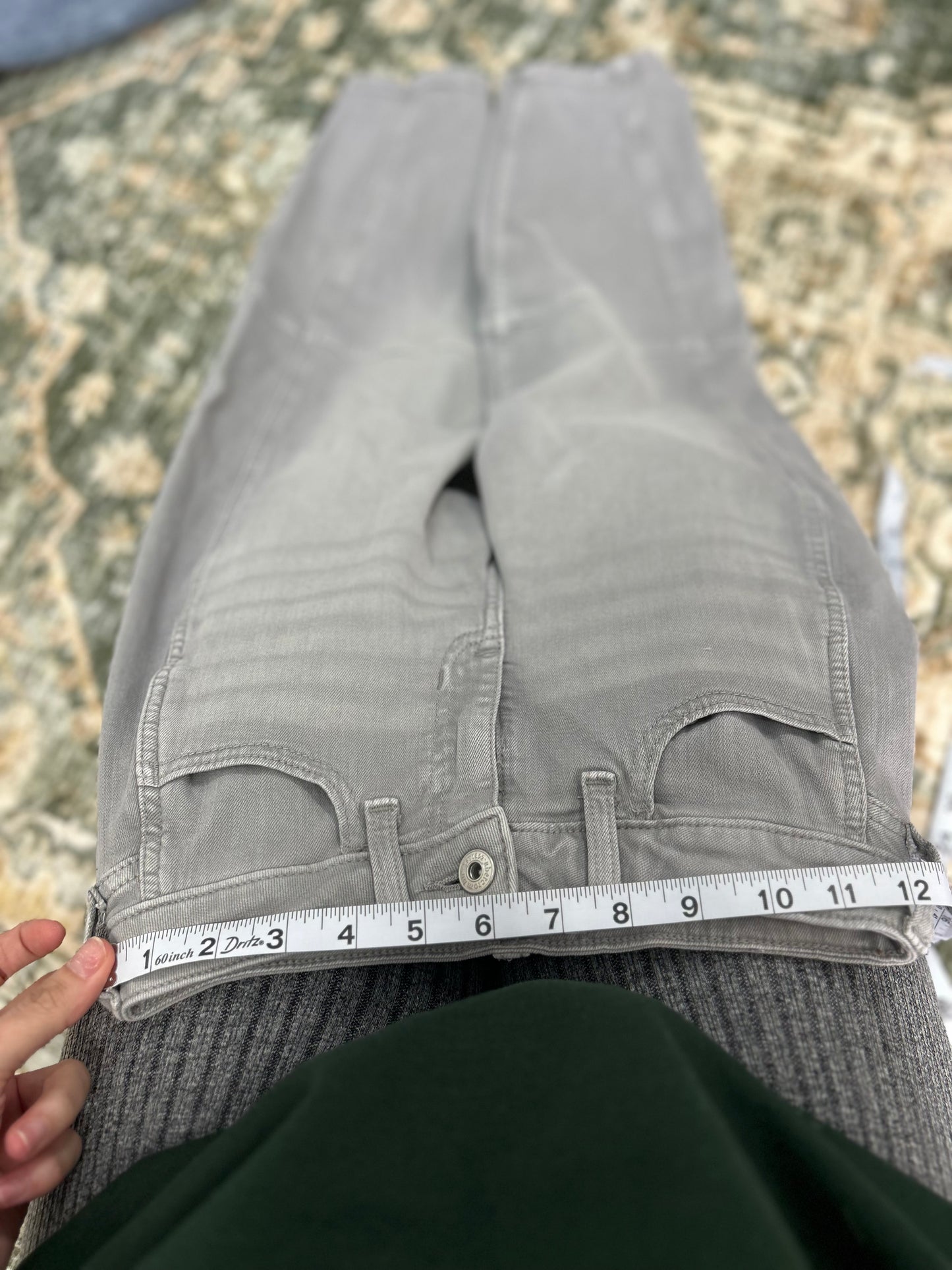 Kids Abercrombie 9/10 ballon high rise jeans - have stretch, no flaws