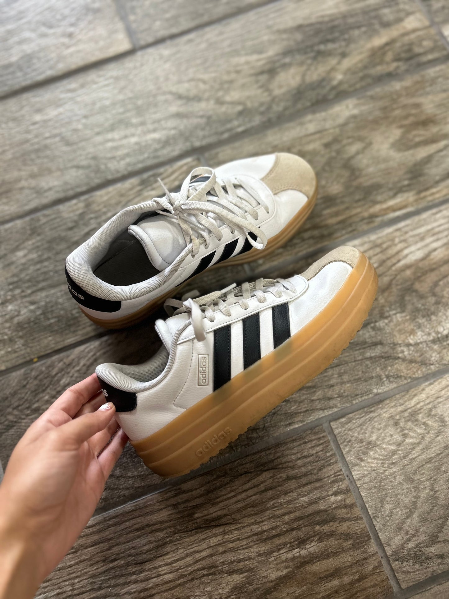 Adidas VL Court Bold size 6