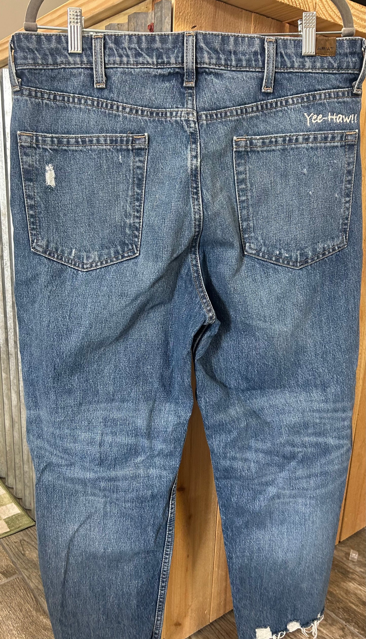 Ariat Tomboy Straight Size 31r