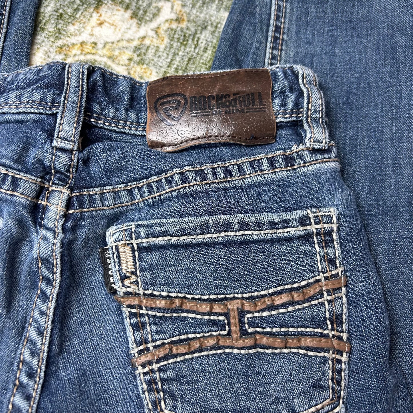 Rock N Roll Hooey Kids size 8