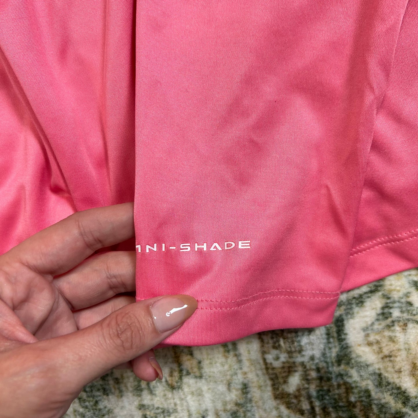 Columbia medium performance shirt