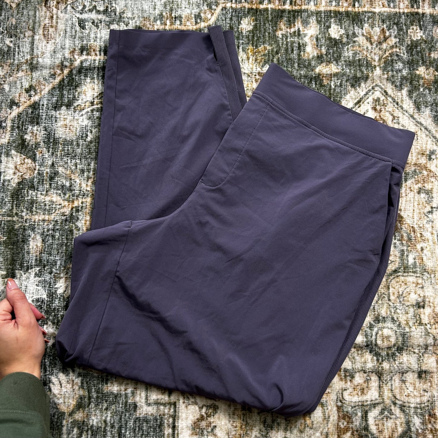 Athleta Plus size 18 joggers