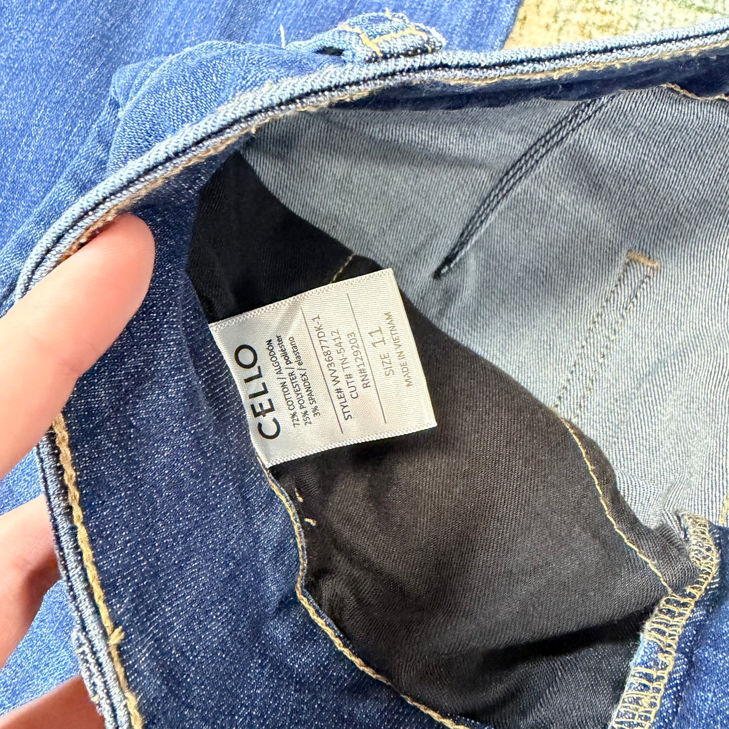 Cello bootcut size 11 w/ some stretch