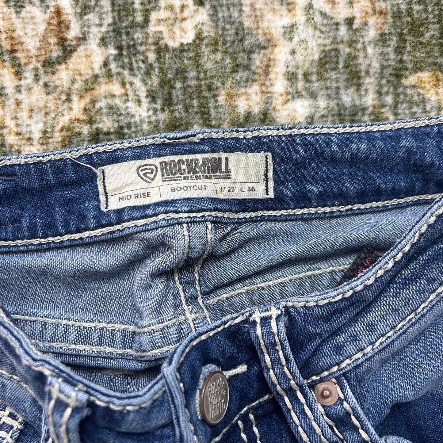 Rock and roll 25x36 Midrise bootcut jeans