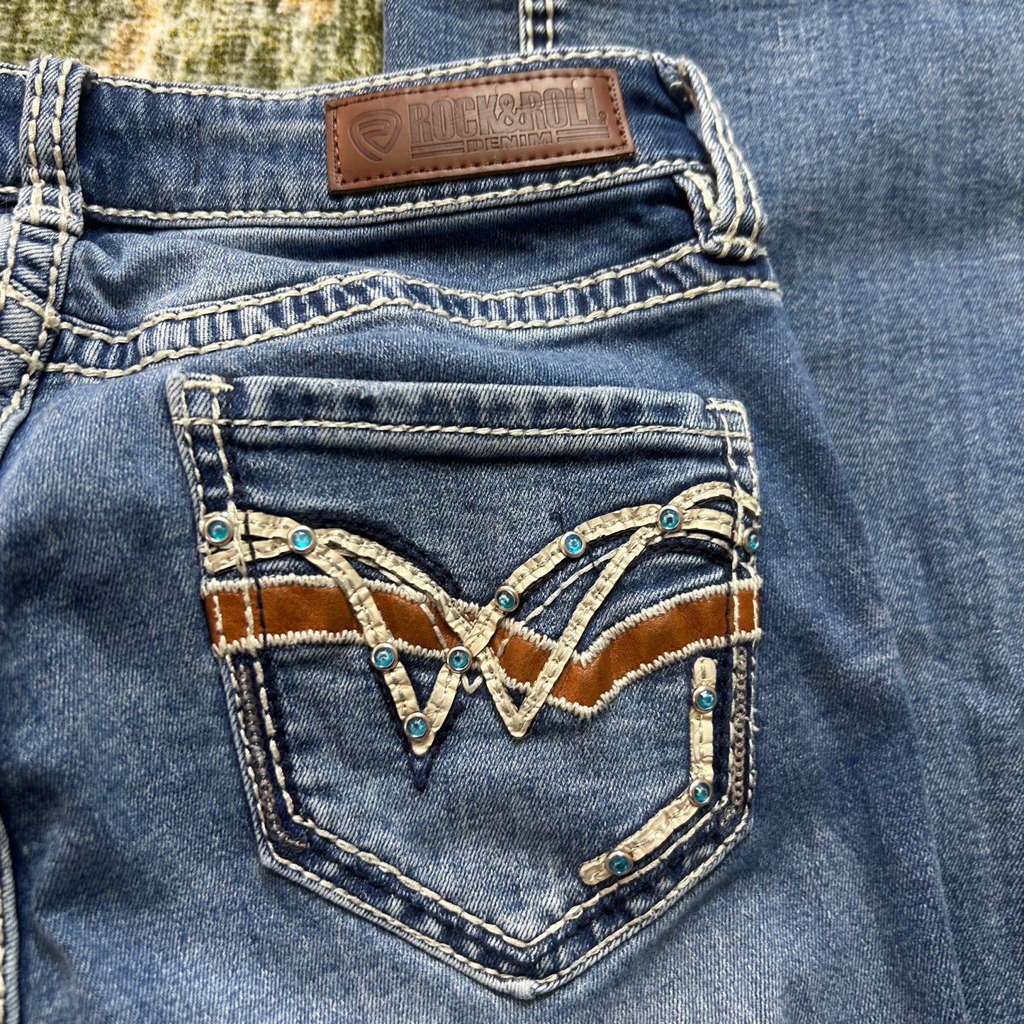 Rock and roll 25x36 Midrise bootcut jeans