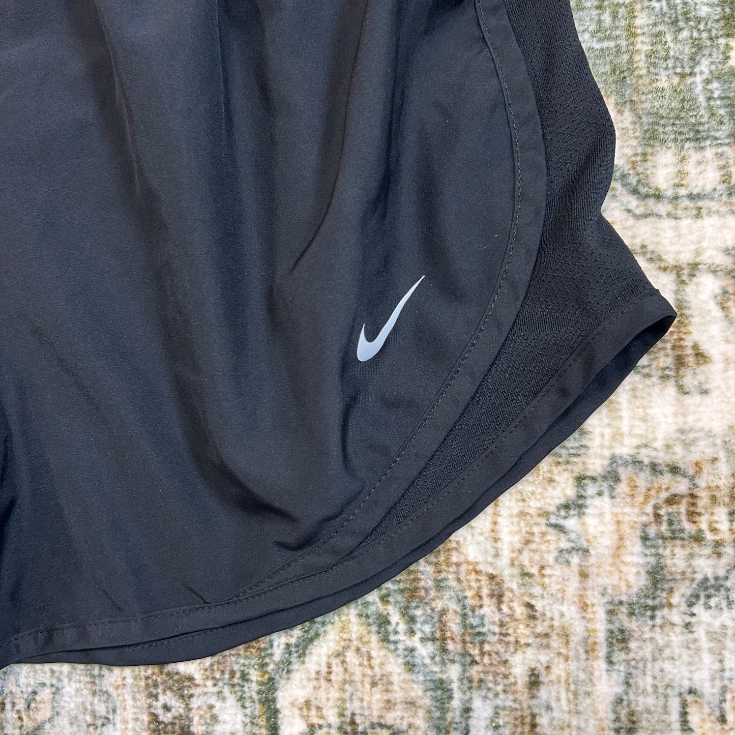 Nike small shorts
