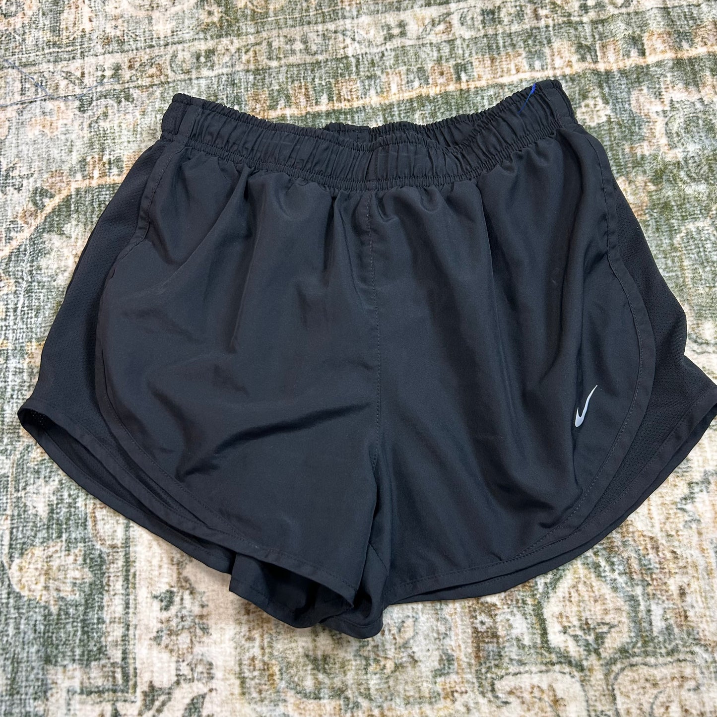 Nike small shorts