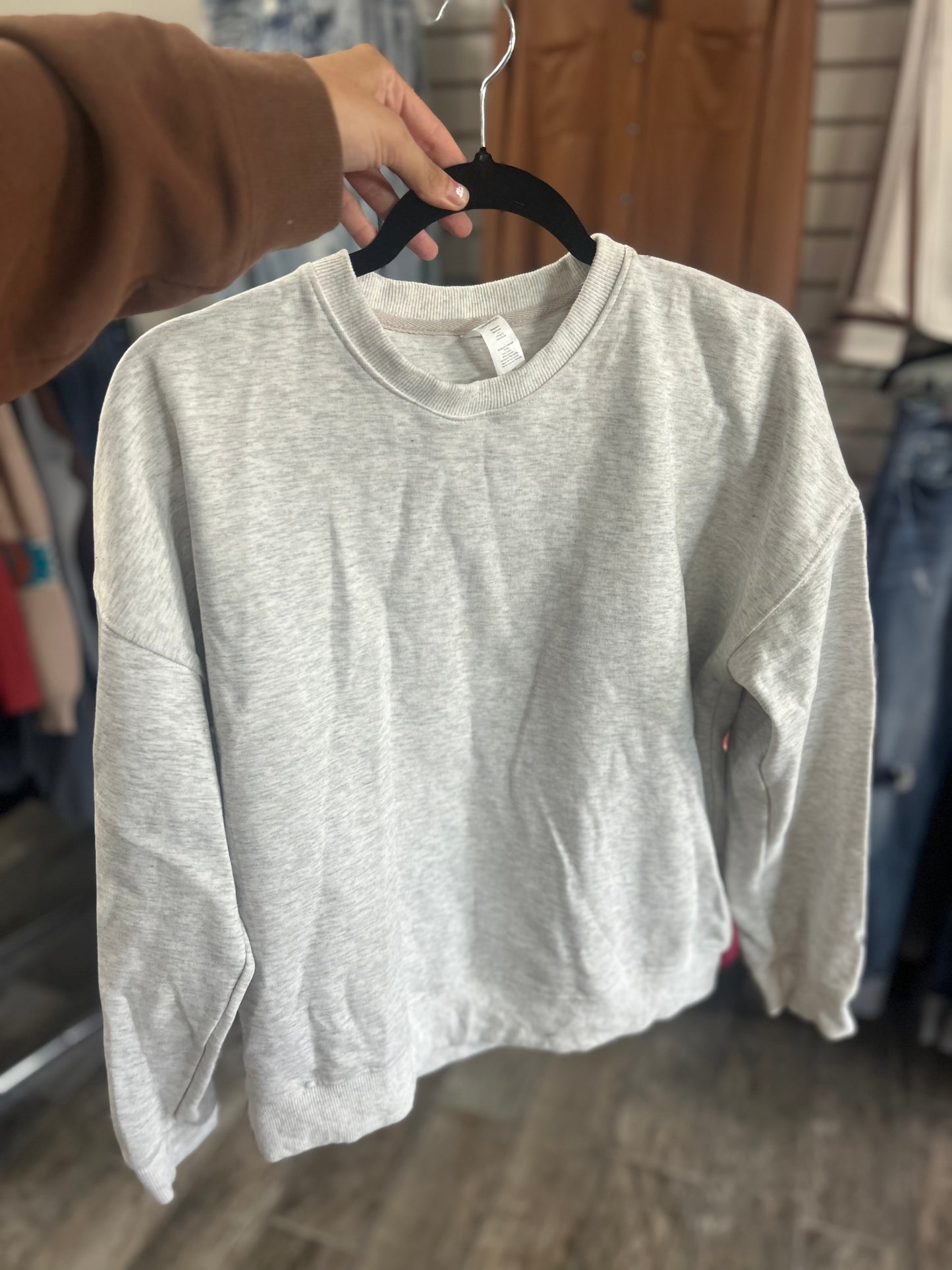 Lululemon Crew size XL - no flaws
