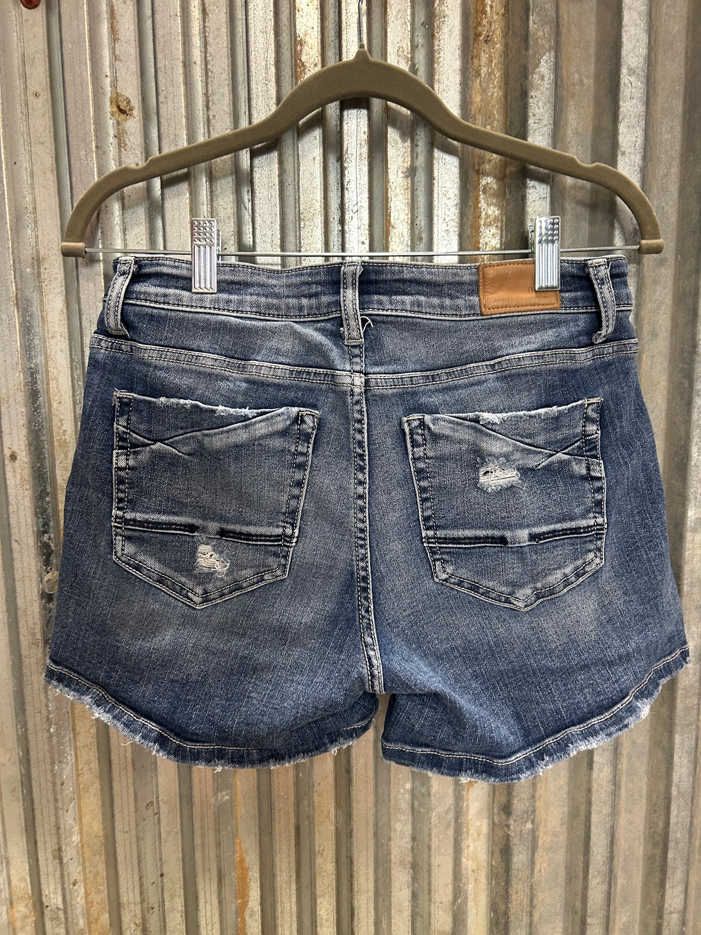 BKE shorts Size 27