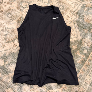 Nike tank medium